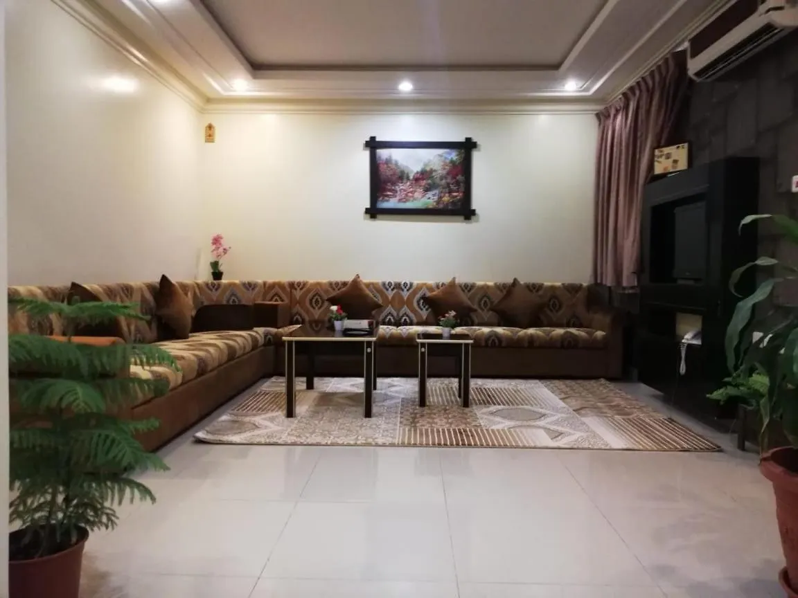 Al Narjes Alriyadh Furnished Units 3*, Riyadh